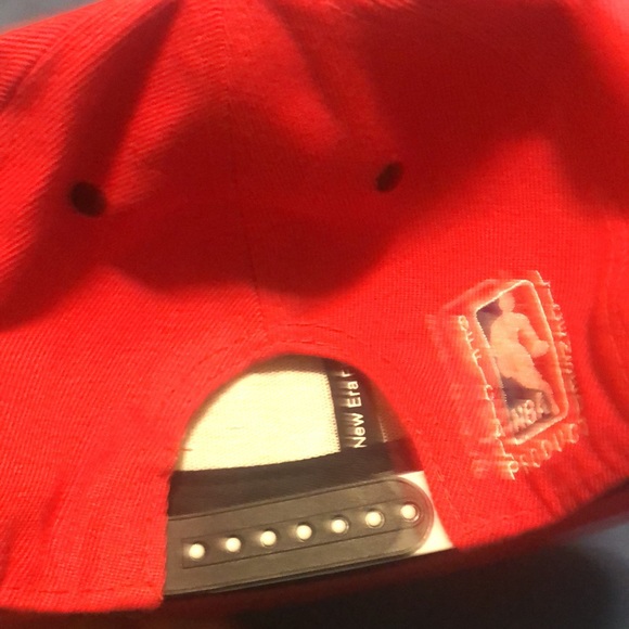 Chicago Bulls SnapBack Hat - Picture 2 of 2